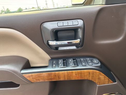 Used 2018 GMC Sierra 1500 SLT w/ SLT Premium Package AWD/4WD image 15