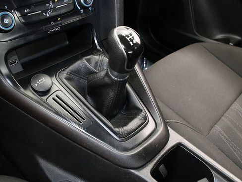 Used 2018 Ford Focus S image 19