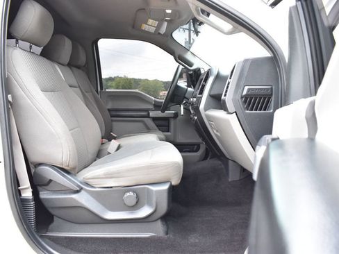 Used 2017 Ford F150 XLT AWD/4WD image 16