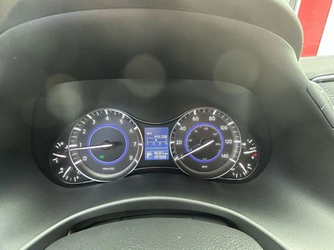 Used 2018 INFINITI QX80 2WD w/ Driver Assistance Package image 12