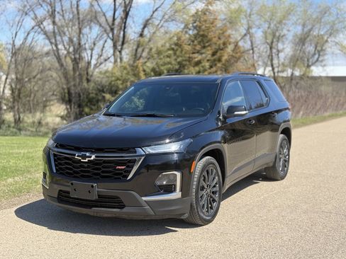 Used 2022 Chevrolet Traverse RS AWD/4WD image 2