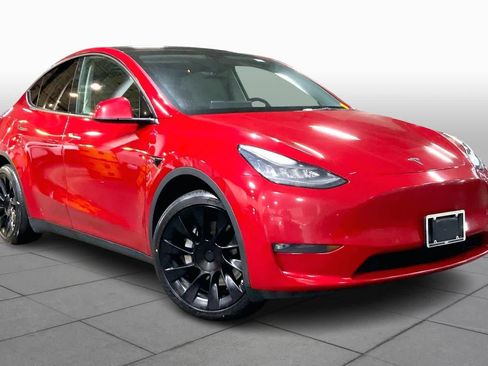 Used 2021 Tesla Model Y Long Range image 2