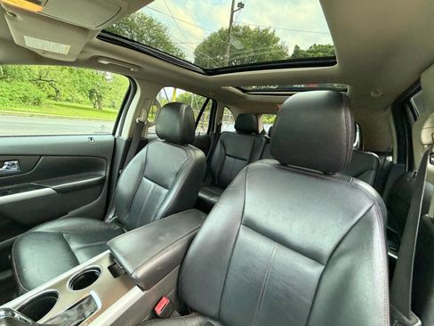 Used 2014 Ford Edge SEL w/ Equipment Group 205A AWD/4WD image 18