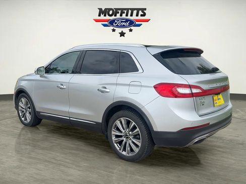 Used 2018 Lincoln MKX Reserve w/ Driver Assistance Package AWD/4WD image 3
