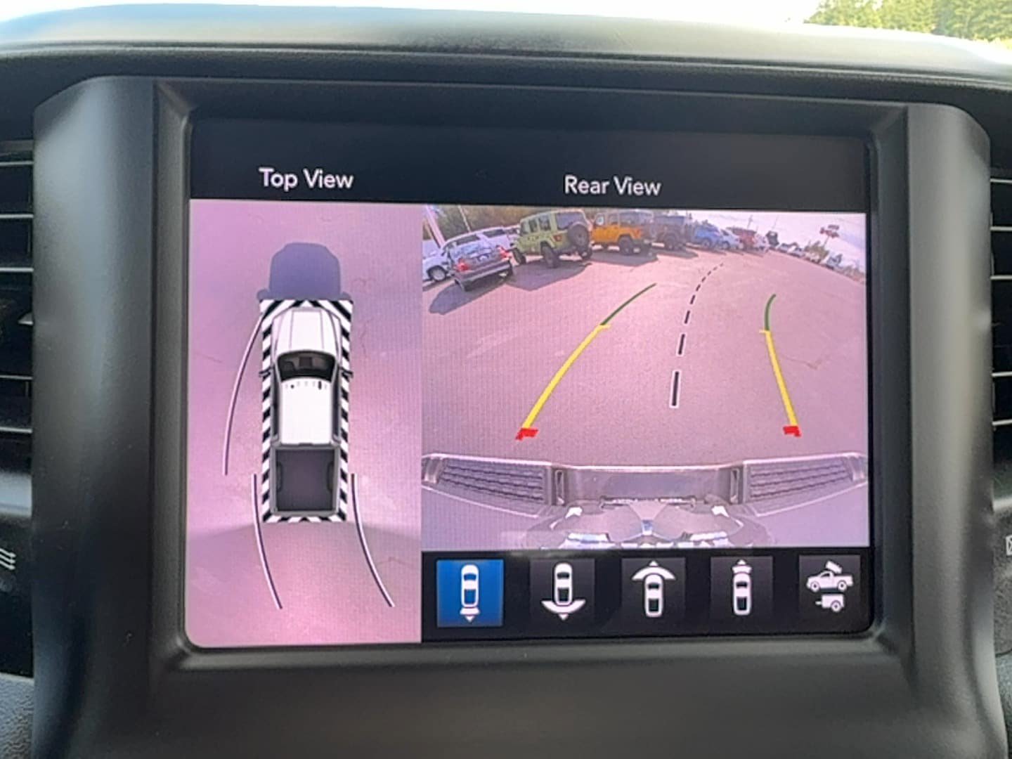 Used 2019 RAM 2500 Big Horn w/ Towing Technology Group AWD/4WD image 37