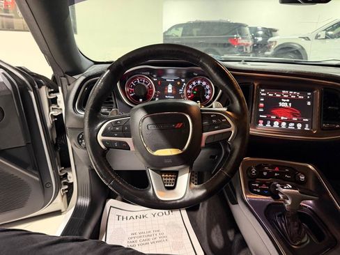 Used 2016 Dodge Challenger R/T Plus RWD image 19