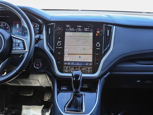 Used 2025 Subaru Outback Premium image 14