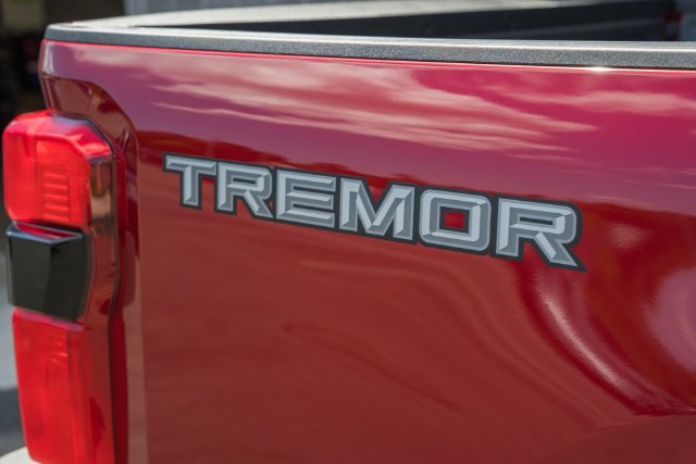 New 2027 Ford F350 Lariat w/ Tremor Off-Road Package AWD/4WD image 27