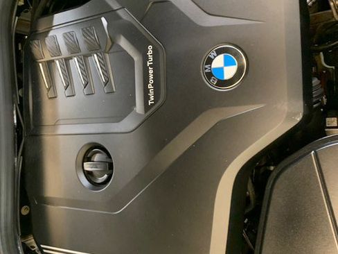 Used 2022 BMW 530i xDrive w/ Premium Package image 82