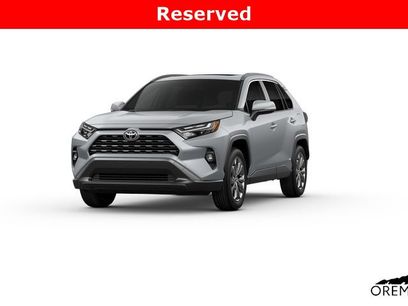 New 2025 Toyota RAV4 XLE w/ Weather Package