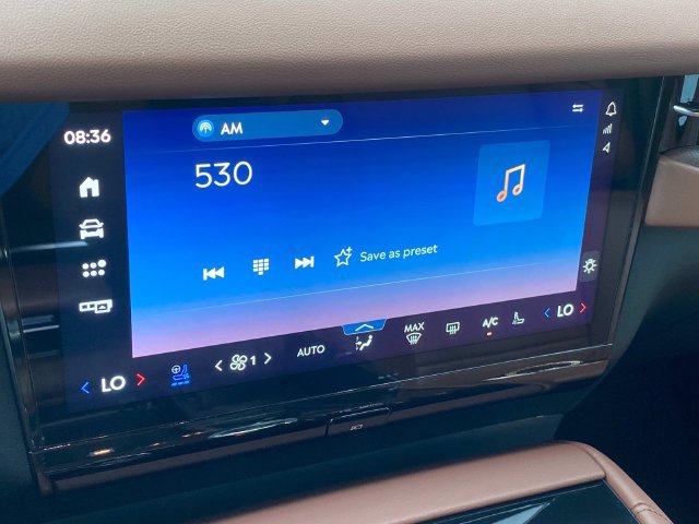 New 2027 Lincoln Navigator Reserve AWD/4WD image 20