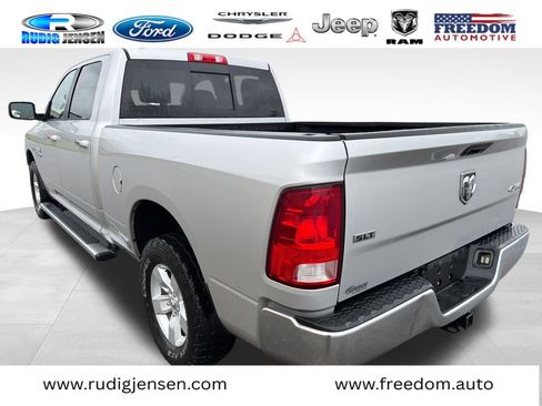Used 2017 RAM 1500 Classic SLT AWD/4WD image 3