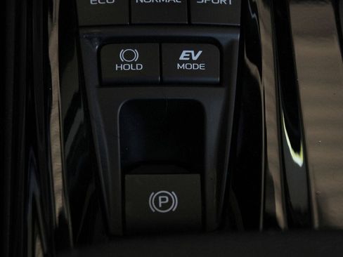 Used 2026 Toyota Camry XSE w/ Premium Package FWD image 29