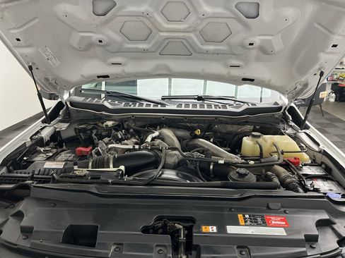 Used 2023 Ford F350 Lariat w/ Chrome Package image 29