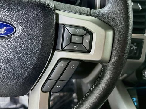 Used 2017 Ford F150 Lariat AWD/4WD image 23