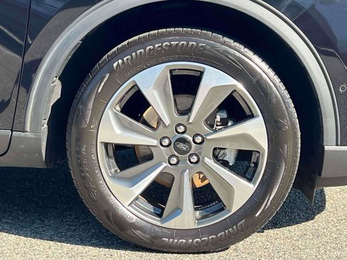 Used 2023 Ford Escape Platinum w/ Premium Technology Package image 8