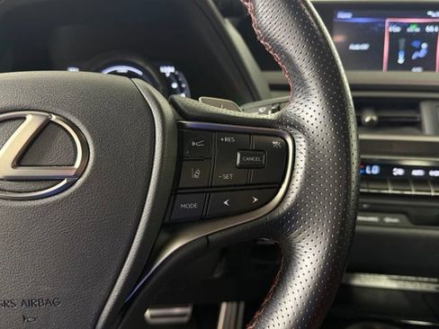 Used 2021 Lexus UX 250h F Sport AWD/4WD image 33