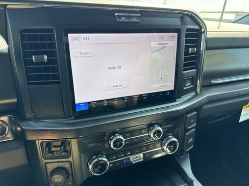 New 2025 Ford F350 Lariat w/ Black Appearance Package image 16