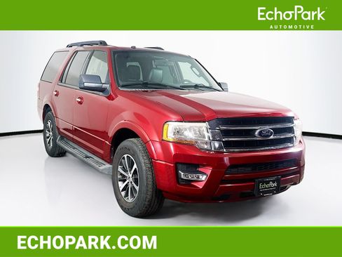 Used 2017 Ford Expedition XLT w/ Equipment Group 201A RWD image 1