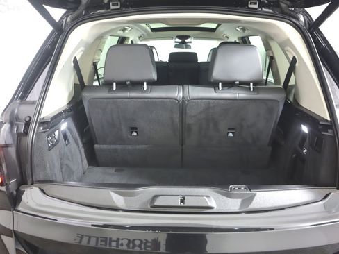 Used 2023 BMW X7 xDrive40i w/ Premium Package image 34