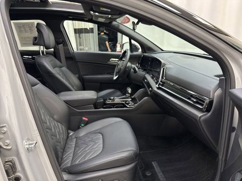 Used 2025 Kia Sportage X-Pro Prestige image 33