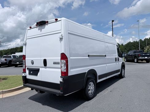 New 2026 RAM ProMaster 3500 w/ Quick Order Package 22G SLT FWD image 9
