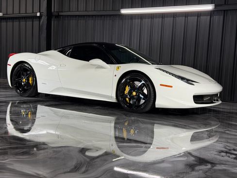 Used 2010 Ferrari 458 Italia Coupe RWD image 14