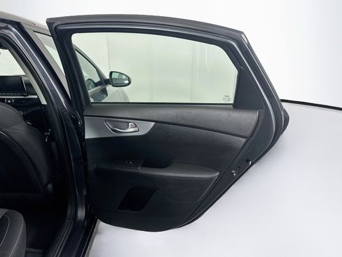 Used 2023 Kia Forte LXS FWD image 27