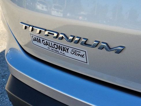 Certified 2022 Ford Edge Titanium image 10