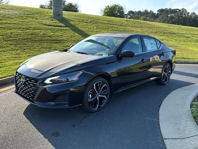 New 2025 Nissan Altima 2.5 SR