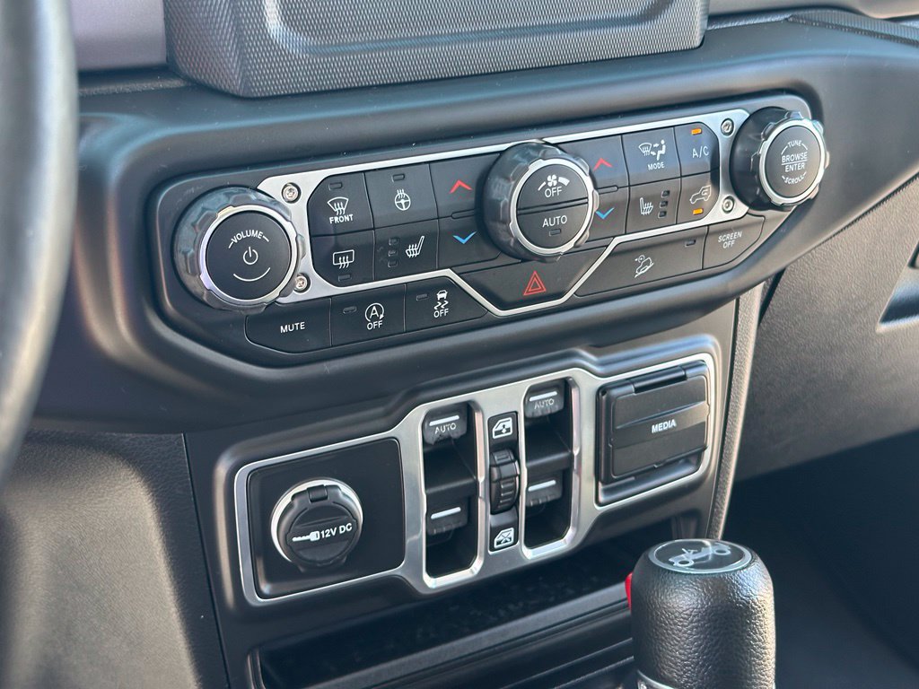 Used 2018 Jeep Wrangler Unlimited Sport S AWD/4WD image 37