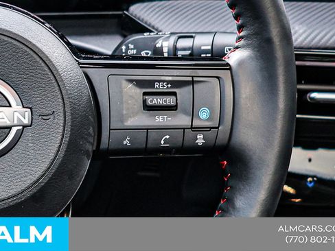 Used 2025 Nissan Kicks SR w/ SR Premium Package FWD image 27
