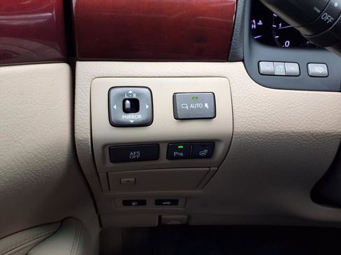 Used 2008 Lexus LS 460 L image 9