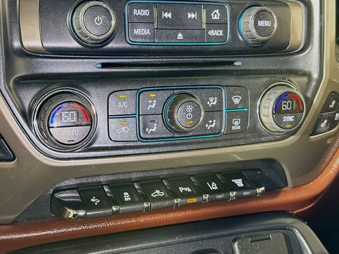 Used 2016 Chevrolet Silverado 2500 High Country w/ Duramax Plus Package AWD/4WD image 14