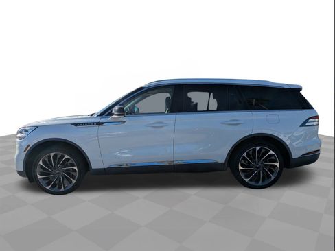 Used 2020 Lincoln Aviator Reserve w/ Equipment Group 202A image 8