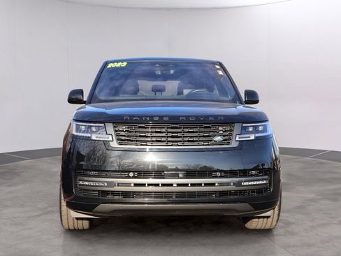 Used 2023 Land Rover Range Rover SE AWD/4WD image 2