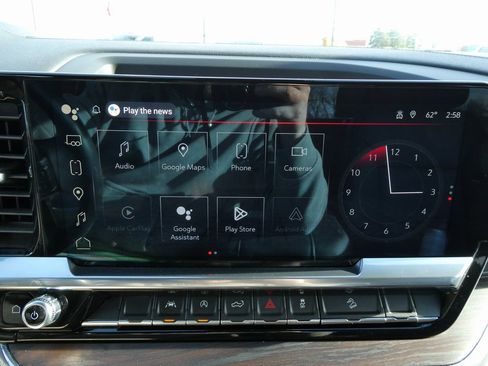 Used 2023 GMC Sierra 1500 SLT w/ SLT Premium Package image 29