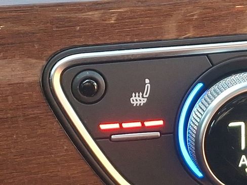 Certified 2022 Audi A4 2.0T Premium w/ 18" Wheel Package image 27