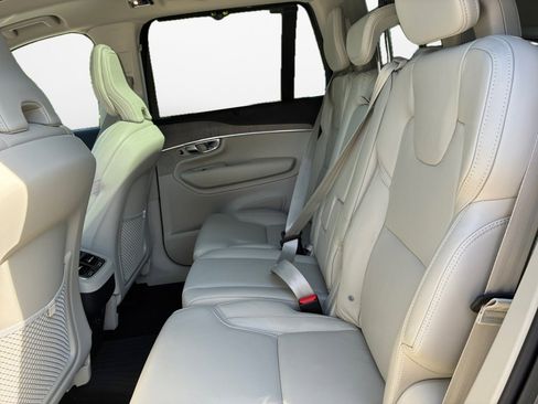 Used 2022 Volvo XC90 T6 Inscription w/ Advanced Package AWD/4WD image 13