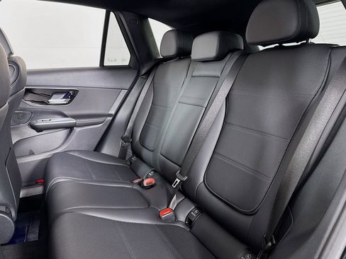 New 2026 Mercedes-Benz GLC 300 image 7