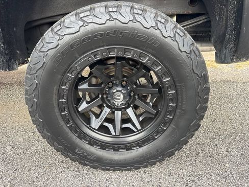 Used 2019 Chevrolet Silverado 1500 LT Trail Boss AWD/4WD image 24