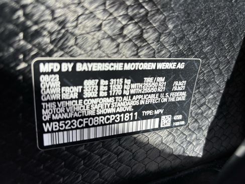 Used 2024 BMW iX xDrive50 w/ Premium Package AWD/4WD image 38