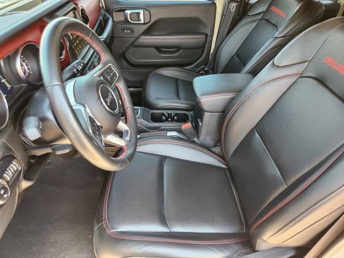 Used 2022 Jeep Gladiator Rubicon w/ LED Lighting Group AWD/4WD image 12