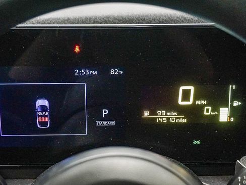 Used 2025 Nissan Kicks SV image 20