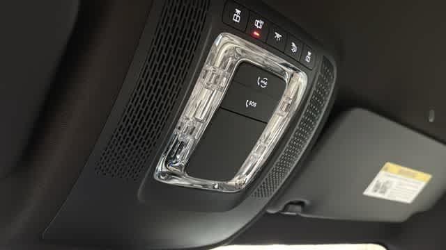 Certified 2026 Mercedes-Benz GLB 250 4MATIC image 27