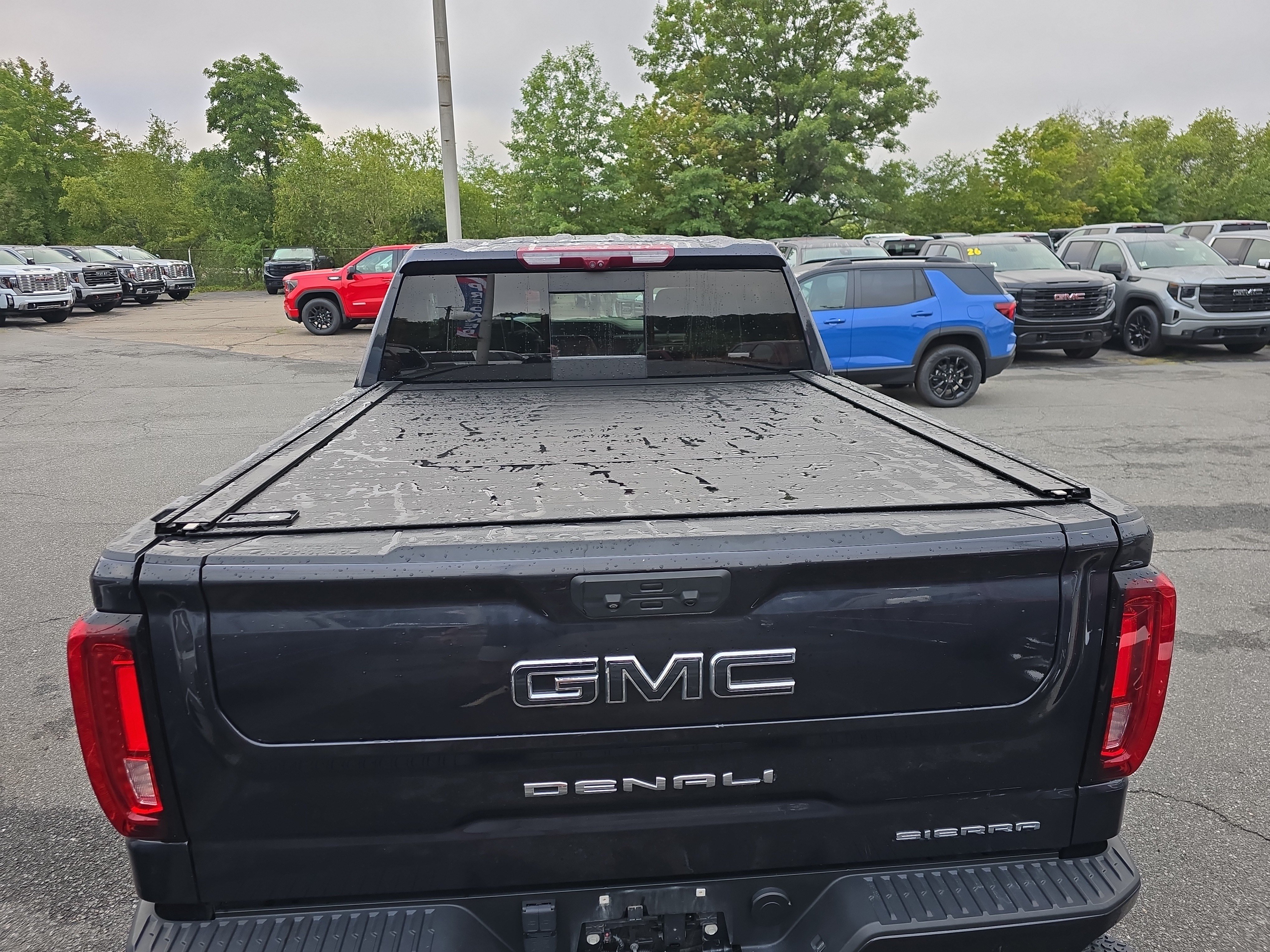 Used 2023 GMC Sierra 1500 Denali Ultimate AWD/4WD image 5