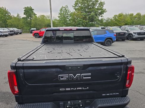 Used 2023 GMC Sierra 1500 Denali Ultimate AWD/4WD image 5
