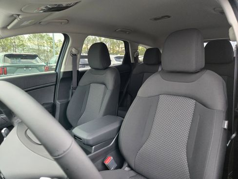 New 2026 Kia Sportage S image 21