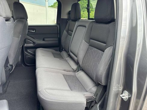 Used 2025 Nissan Frontier SV w/ SV Convenience Package AWD/4WD image 25