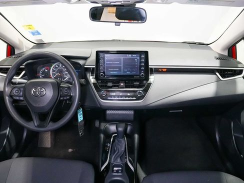 Used 2021 Toyota Corolla LE FWD image 20